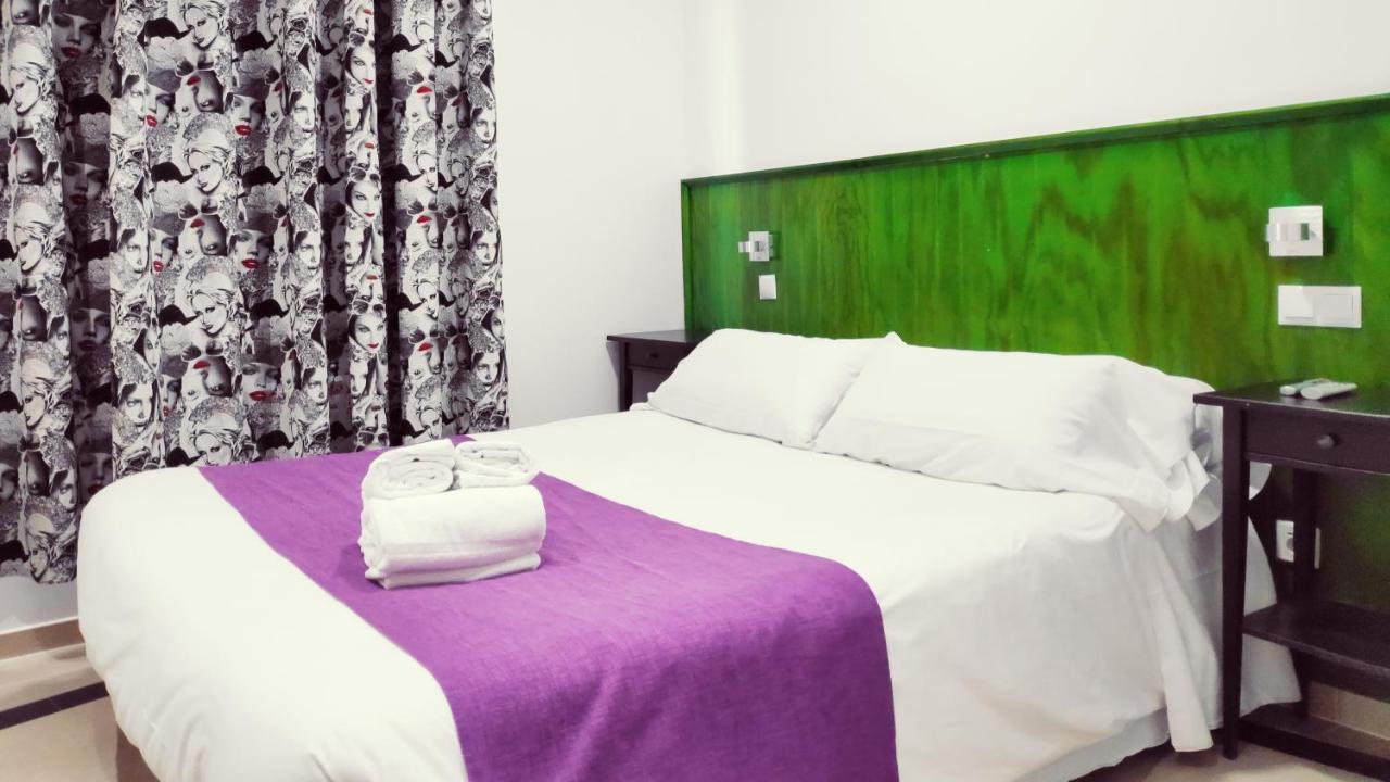 Hostal Dona Isabel Махадаонда Экстерьер фото